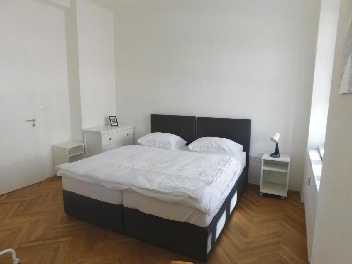 Dream Apartment Любляна Екстер'єр фото