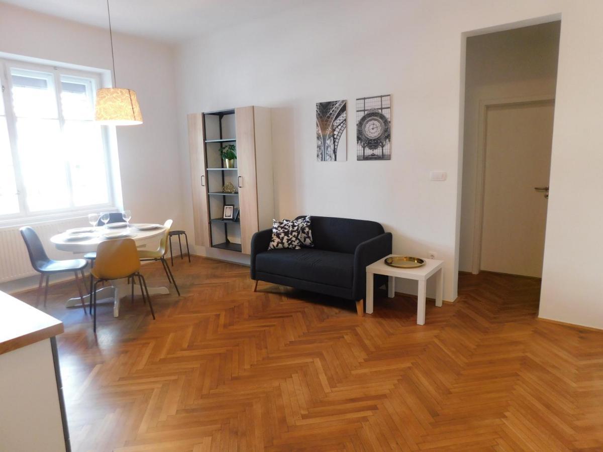Dream Apartment Любляна Екстер'єр фото