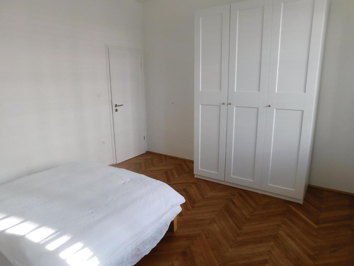 Dream Apartment Любляна Екстер'єр фото